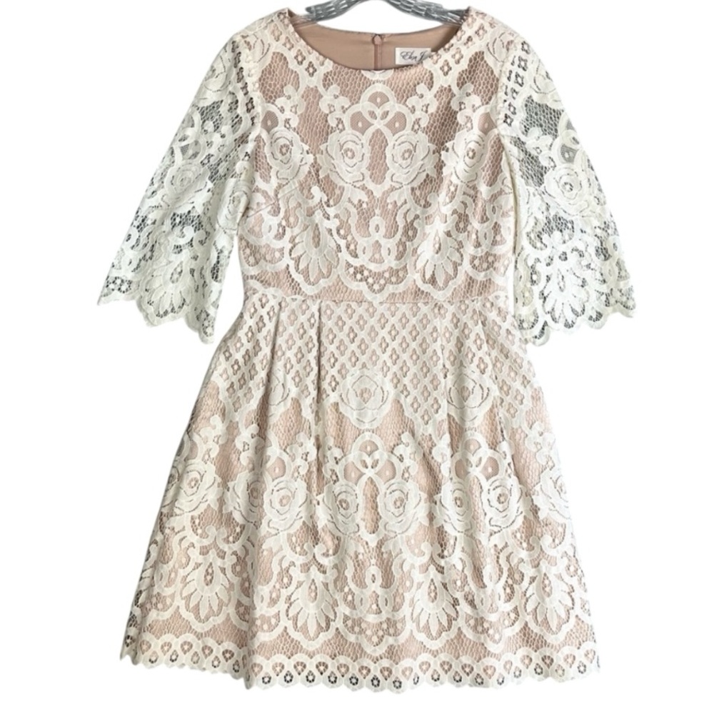 Eliza J White Lace Fit & Flare Dress Bridal Graduation 3/4 Sleeves Size 8